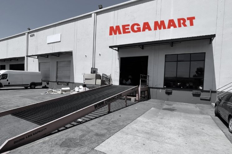Mega Mart (Nongshim) - La Mirada, California